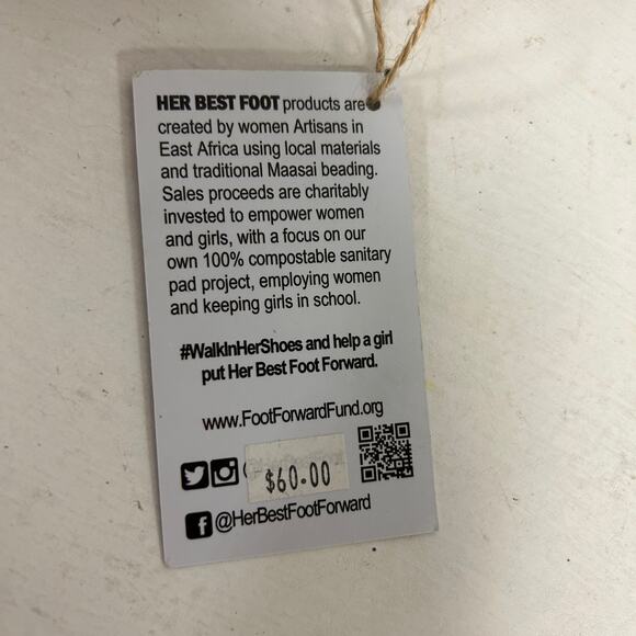 Her Best Foot Forward” Handmade Sandals Size 7 NWT - Picture 14 of 15